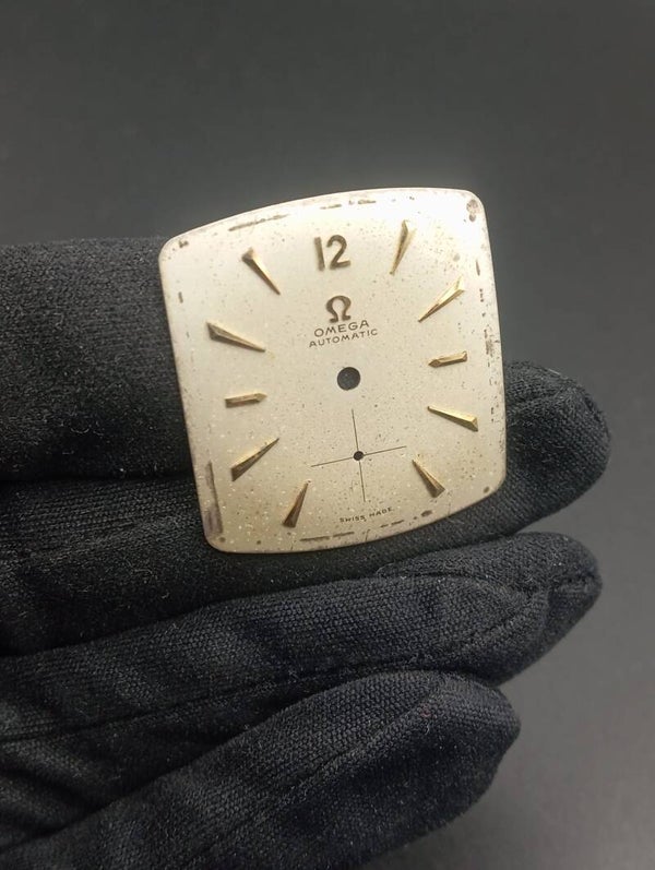 Quadrante Omega carica manuale