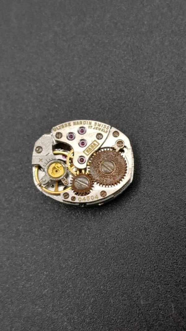 Parti di ricambio  Ulysse Nardin movimento NA 5A non funzionante