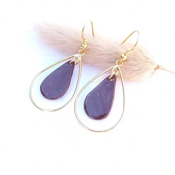 Bruine porseleinparel - RVS goud