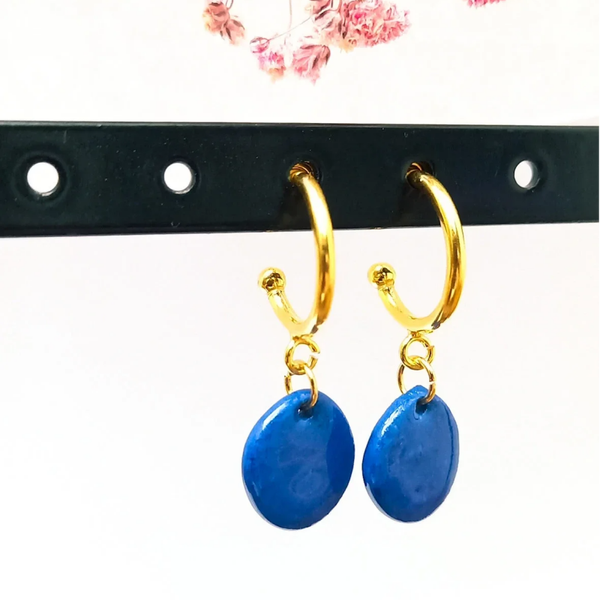 Blauwe porseleinparel - vermeil goud