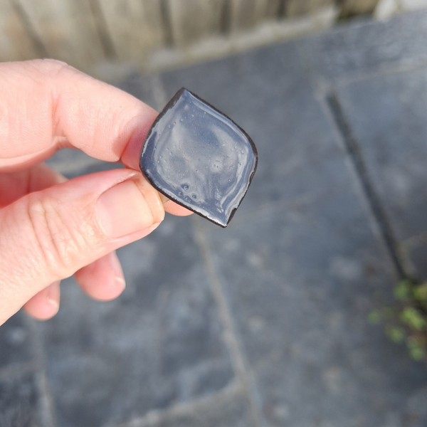 Zwarte ruitvormige verstelbare ring
