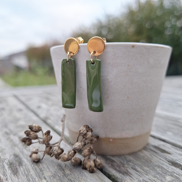 Zwart - groen porseleinparel - RVS goud