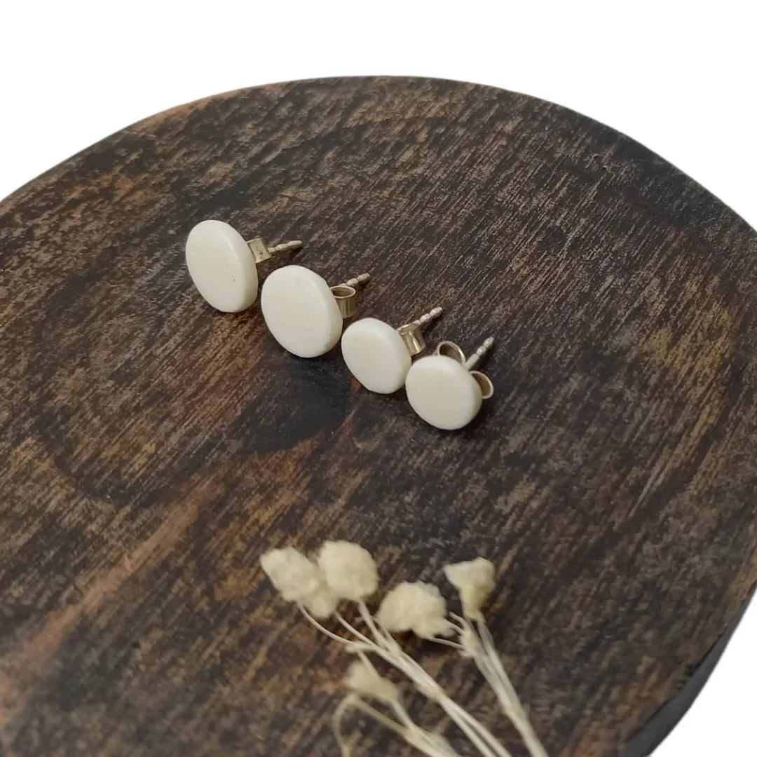 Wit oortekertjes - zilver (AG925)