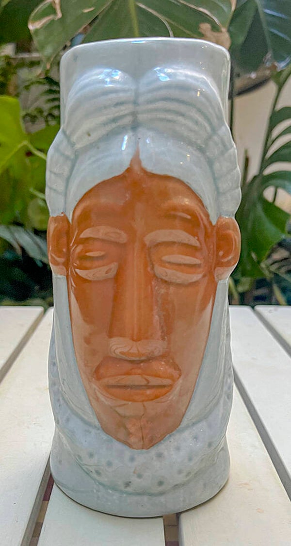 Jarron Tiki 4