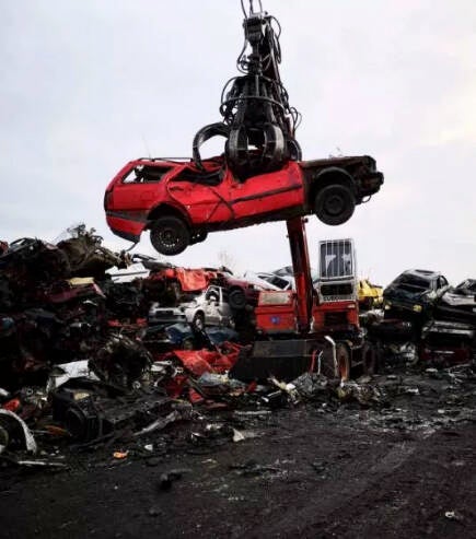 Altfahrzeug entsorgen Aachen