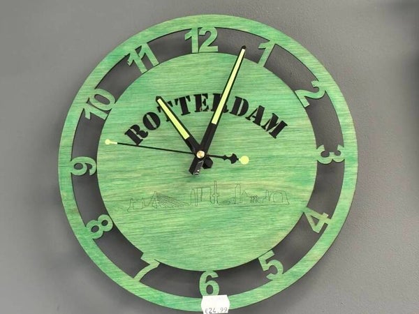 Klok Rotterdam met Romeinse cijfers