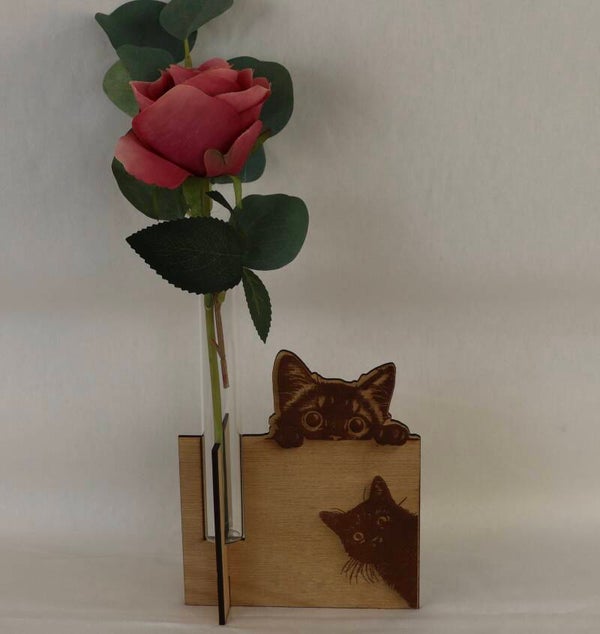 Peeking cat vaasje met roos
