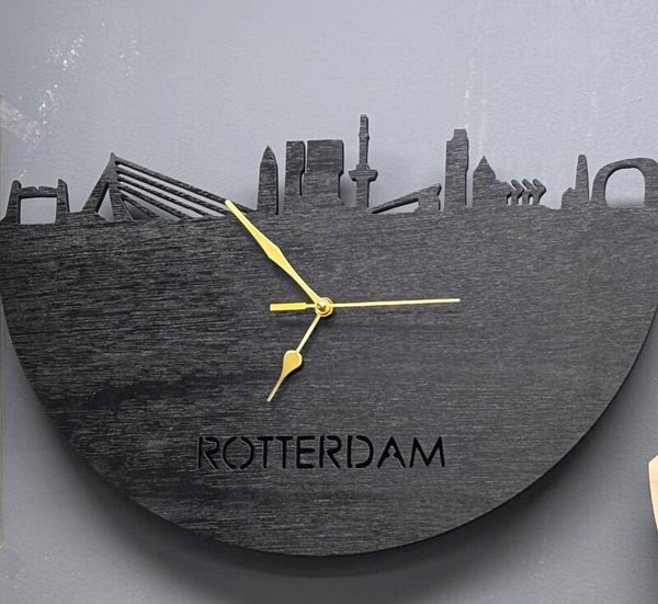 Klok Rotterdam zwart