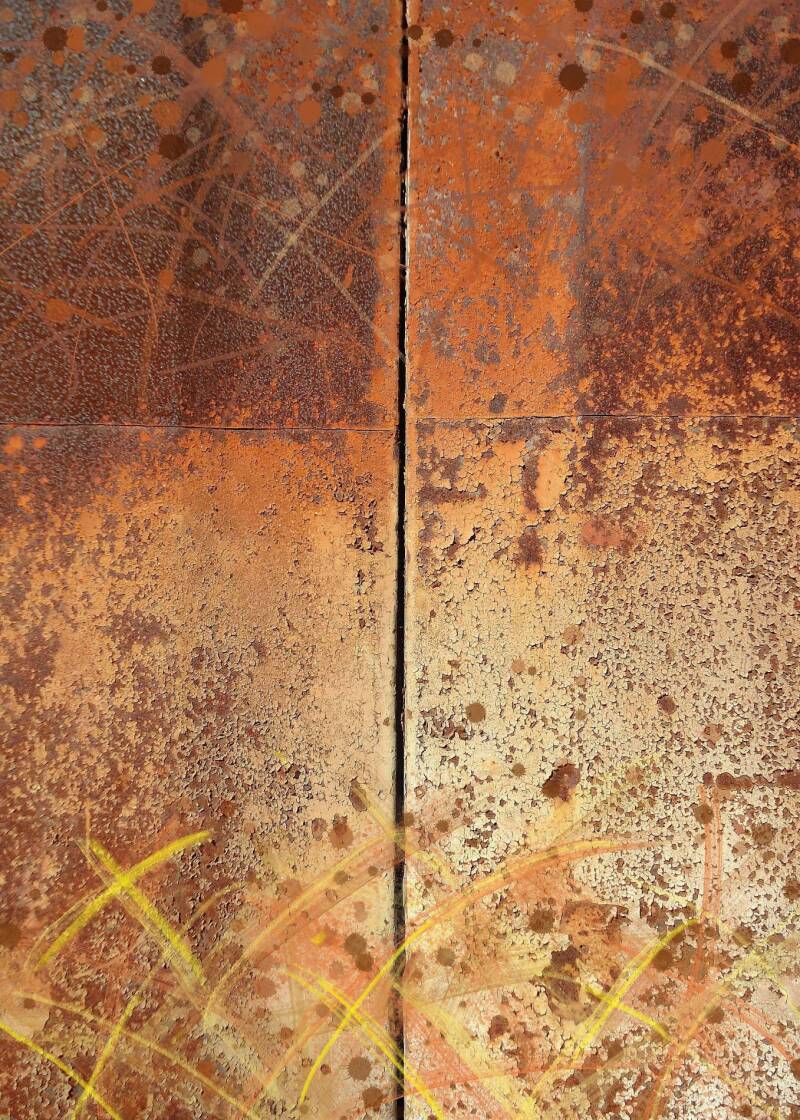 rust-and-yellow-standard-mua968.jpg
