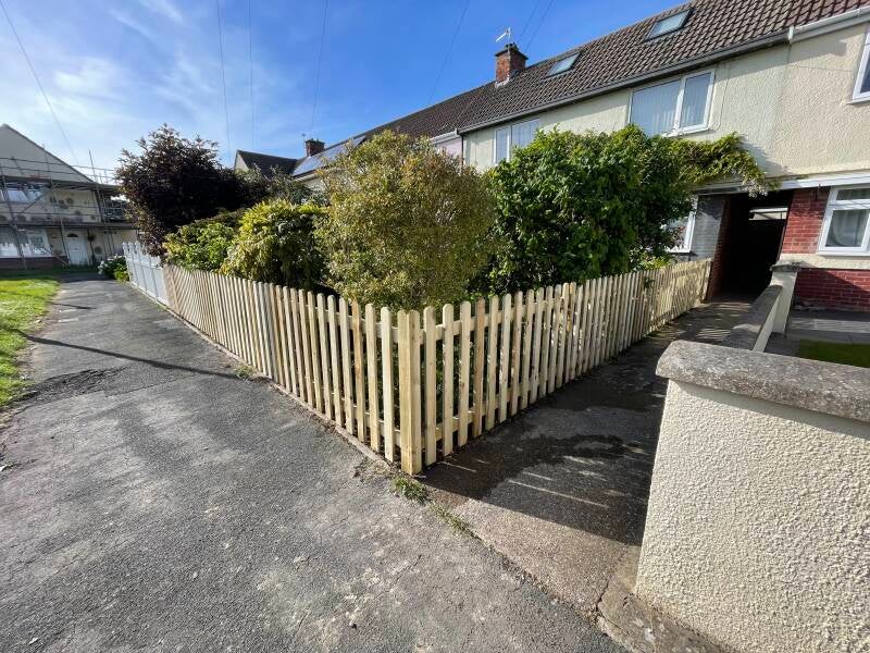 Picket fence installation in Weston-super-Mare