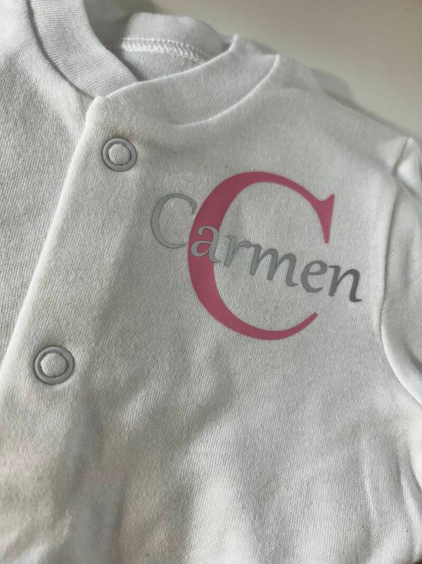 Pijama de bebé personalizado