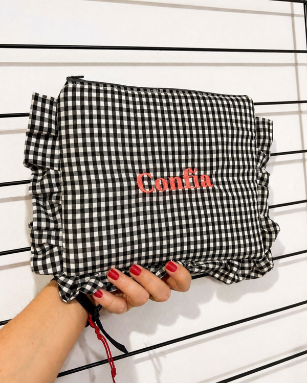 Bolso de mano ‘confía ‘