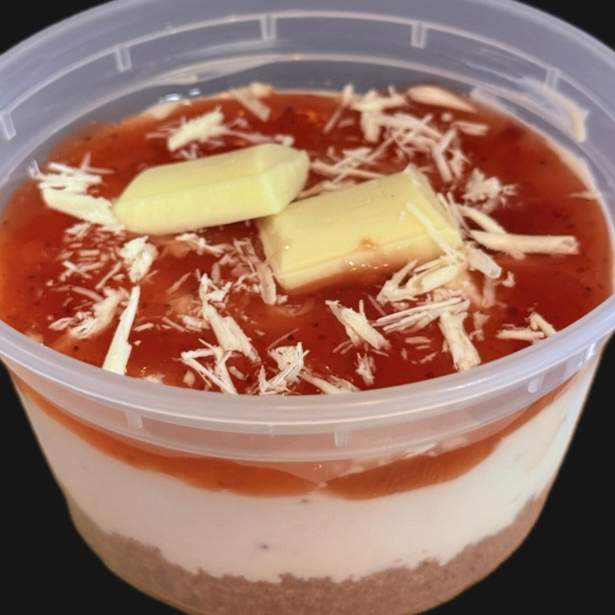 STRAWBERRY & WHITE CHOC PROTEIN CHEESECAKE TUB