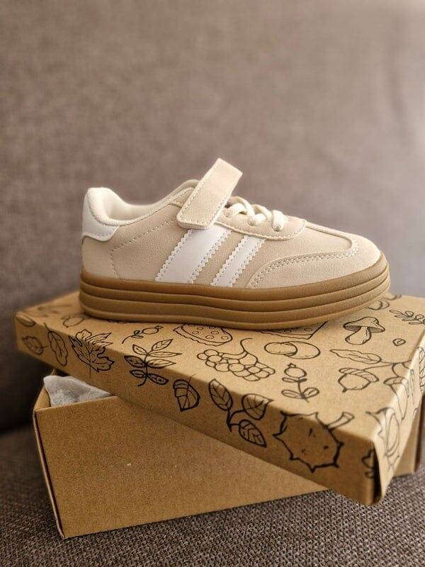 Beige sneakers