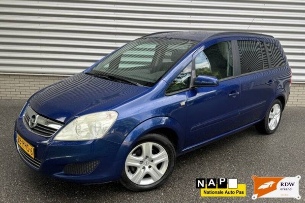 Opel Zafira 1.6 uit het jaar 2008 met 239.000 KM NAP.