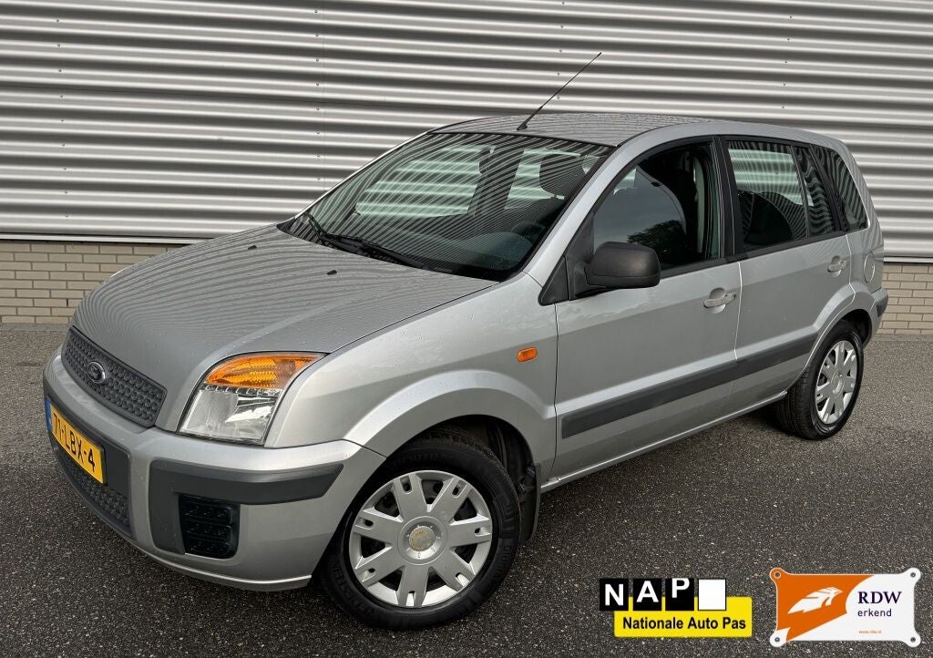Ford Fusion 1.4 uit het jaar 2010 met 111.000 KM NAP!