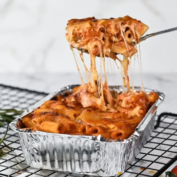 Pasta med auberginer og mozzarella