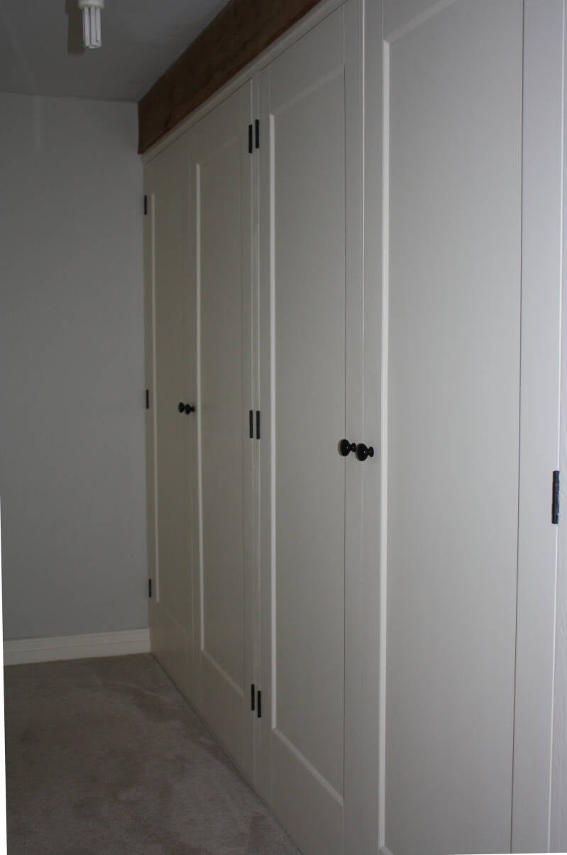 wardrobe3-jpg-standard.jpg