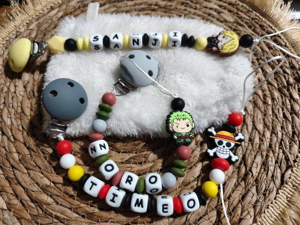 Attache tétine one pièce, attache sucette one pièce, pacifier clip, Schnullerclip, attache tétine personnalisée prénom, attache stylos personnalisé infirmière infirmier,
