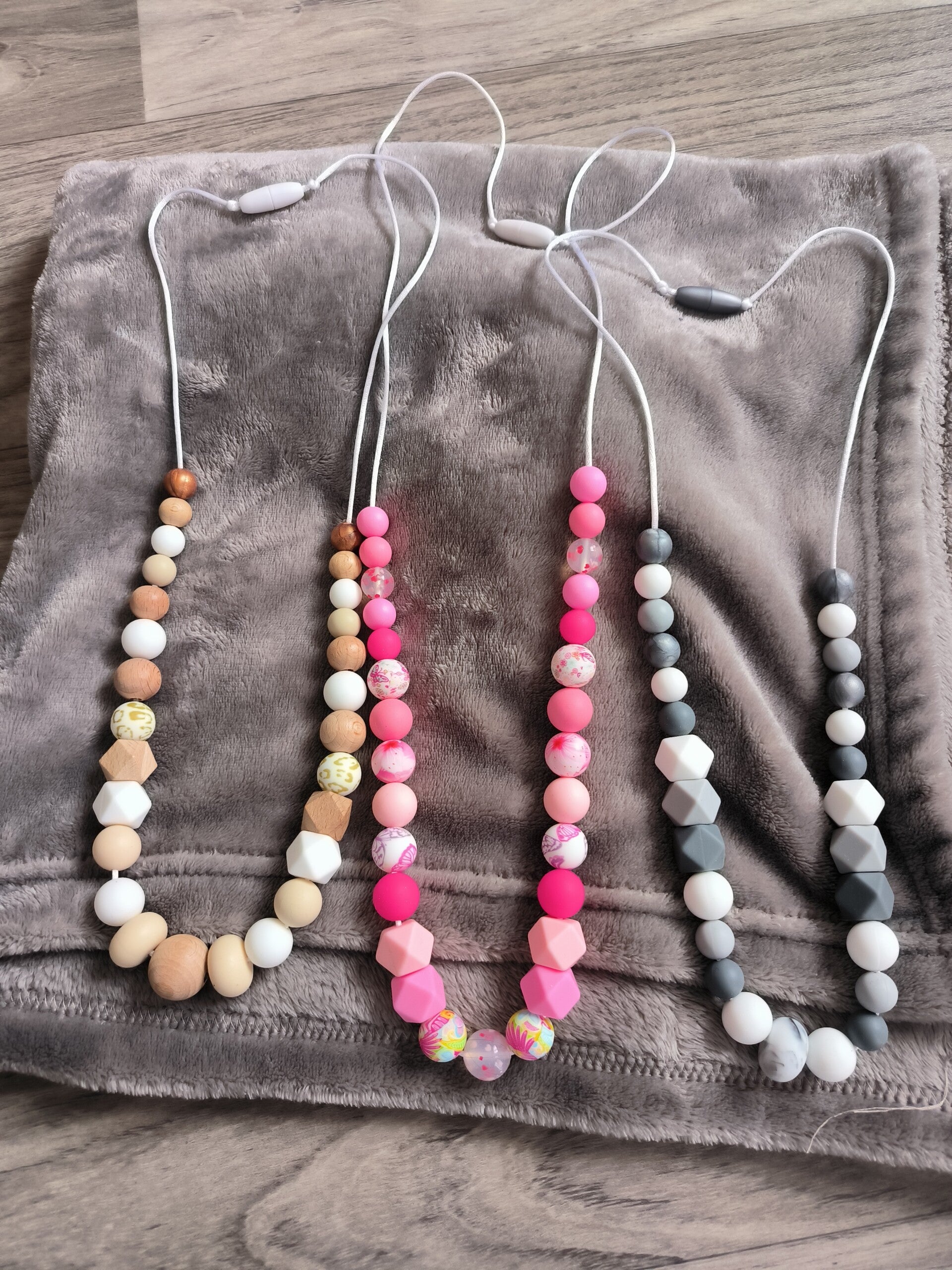 collier d'allaitement et de portage