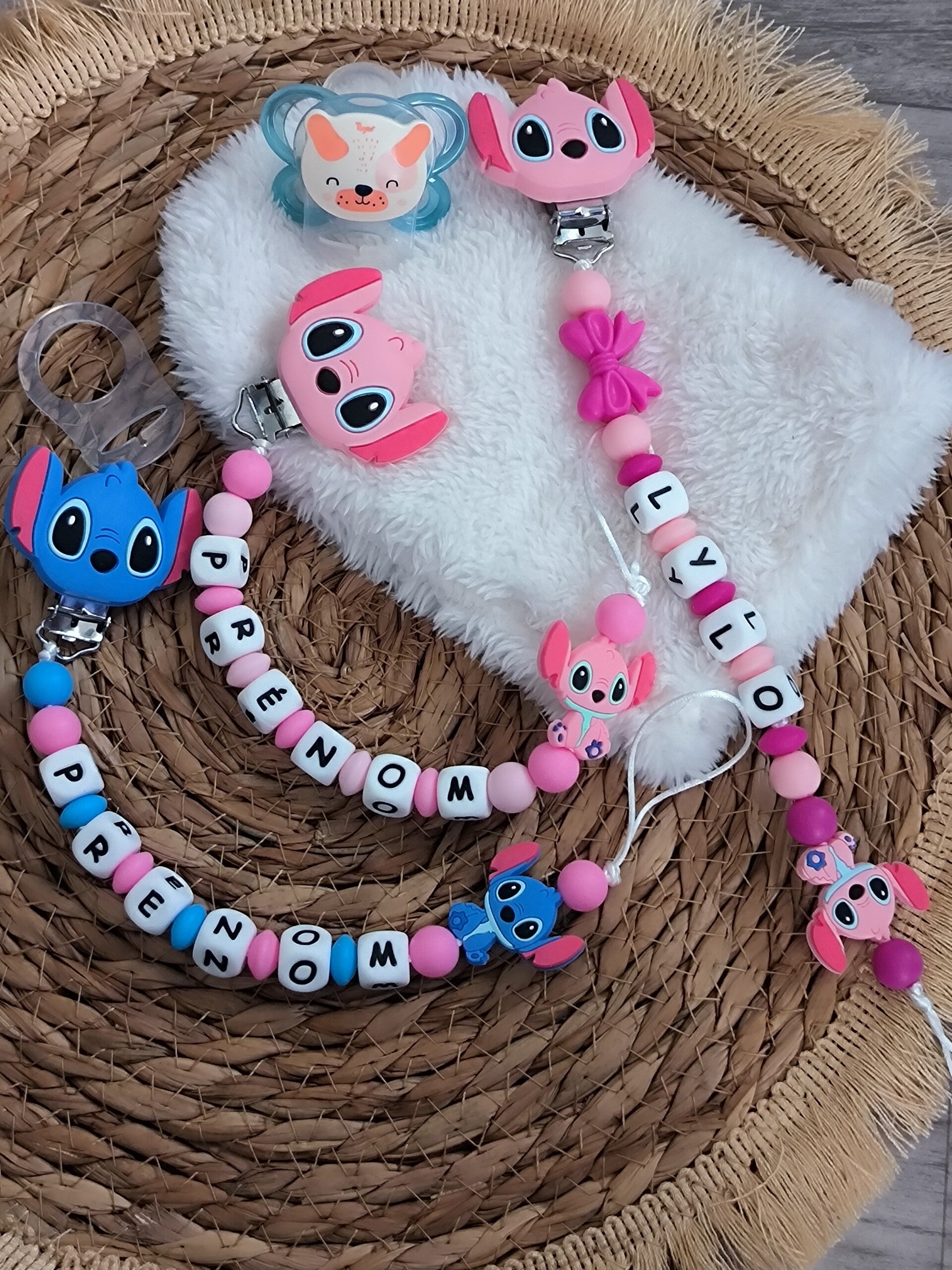 Attache tétine stitch, attache sucette stitch, pacifier clip, Schnullerclip, attache tétine personnalisée prénom, attache stylos personnalisé infirmière infirmier,