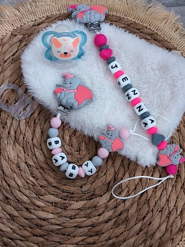 Attache tétine dumbo fille, attache sucette dumbo, pacifier clip, Schnullerclip, attache tétine personnalisée prénom, attache stylos personnalisé infirmière infirmier,