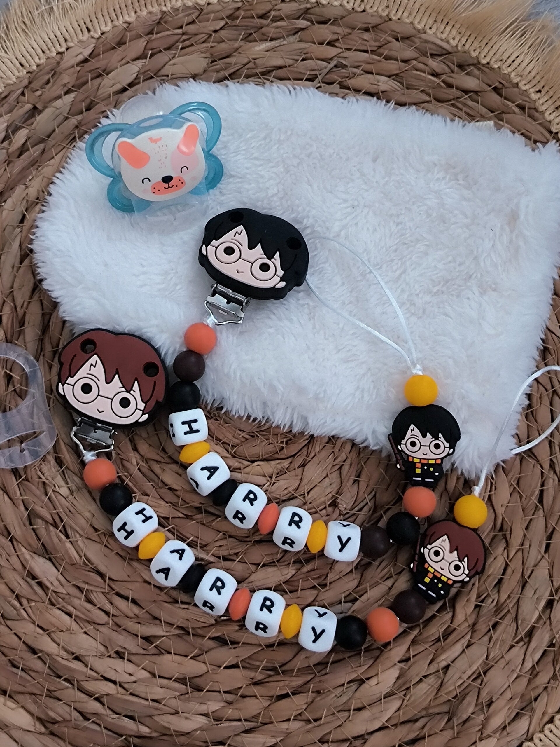 Attache tétine harry potter, attache sucette harry potter personnalisée, pacifier clip, Schnullerclip, attache tétine personnalisée prénom, attache stylos personnalisé infirmière infirmier,