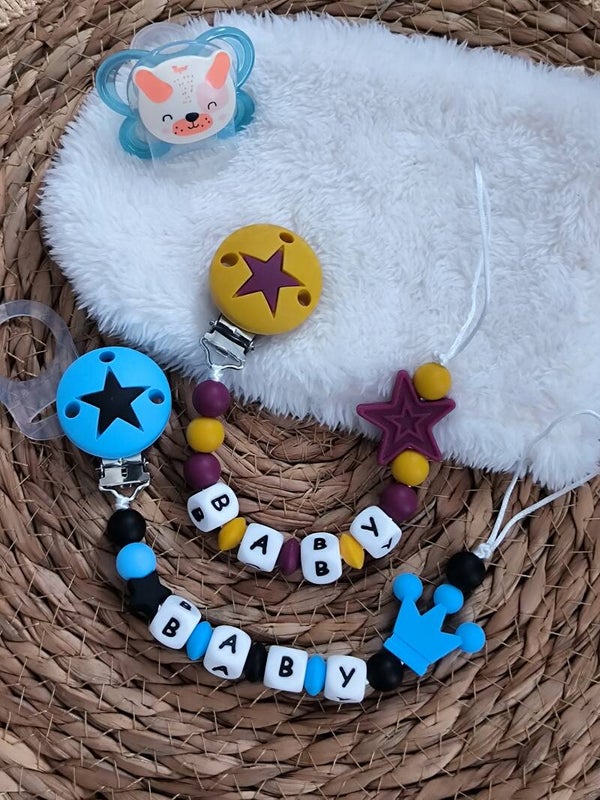 Attache tétine étoile personnalisée, attache sucette étoile personnalisée, pacifier clip, Schnullerclip, attache tétine personnalisée prénom, attache stylos personnalisé infirmière infirmier,