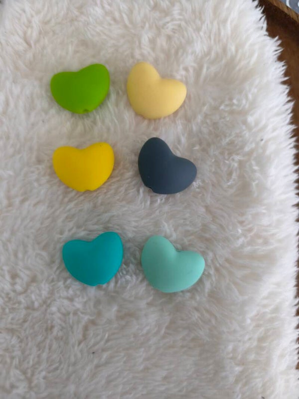 Perles focales grand coeur silicone