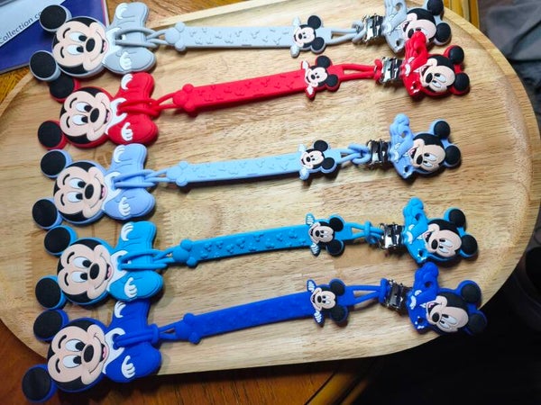 Attache hochet silicone mini mickey