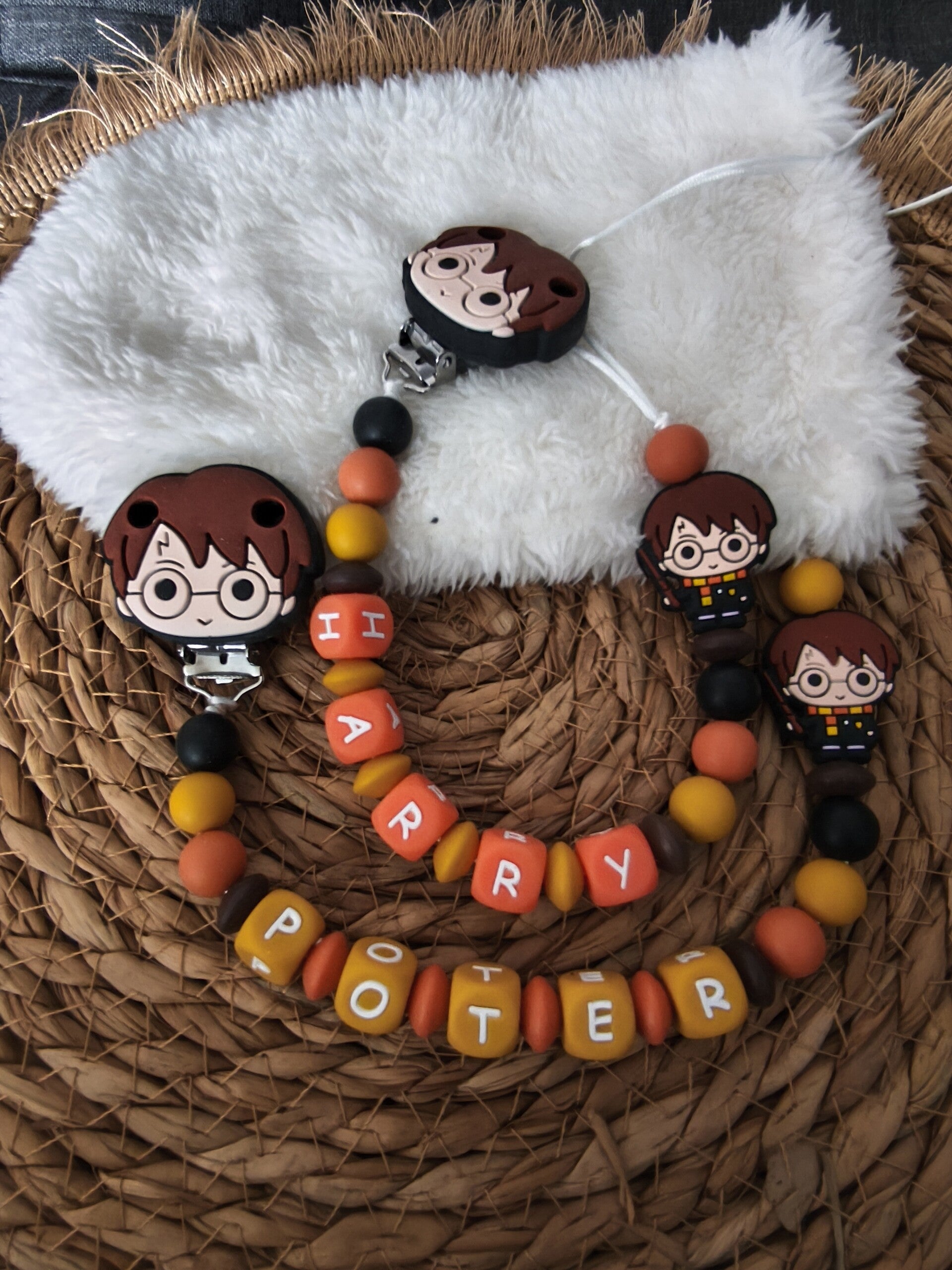 Attache tétine harry potter, attache sucette harry potter personnalisée, pacifier clip, Schnullerclip, attache tétine personnalisée prénom, attache stylos personnalisé infirmière infirmier,