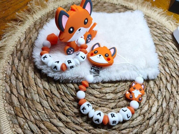 Coffret naissance petit renard, attache tétine avec hochet,  attache sucette avec hochet, cadeau bébé personnalisé prénom