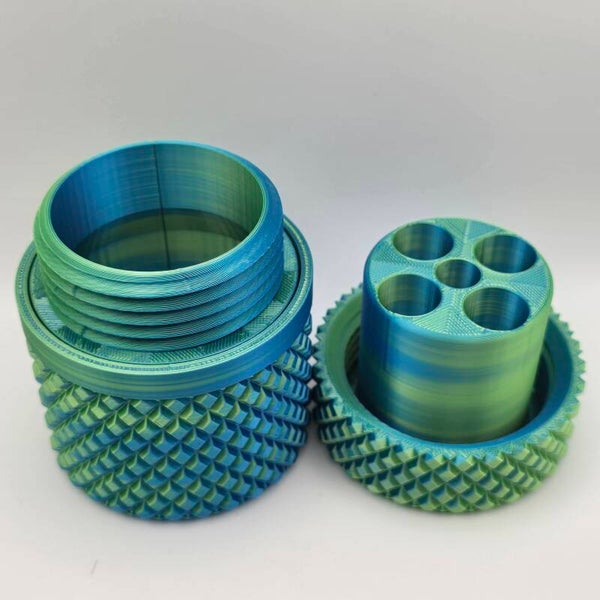 KLOW reconstitution station with Lid