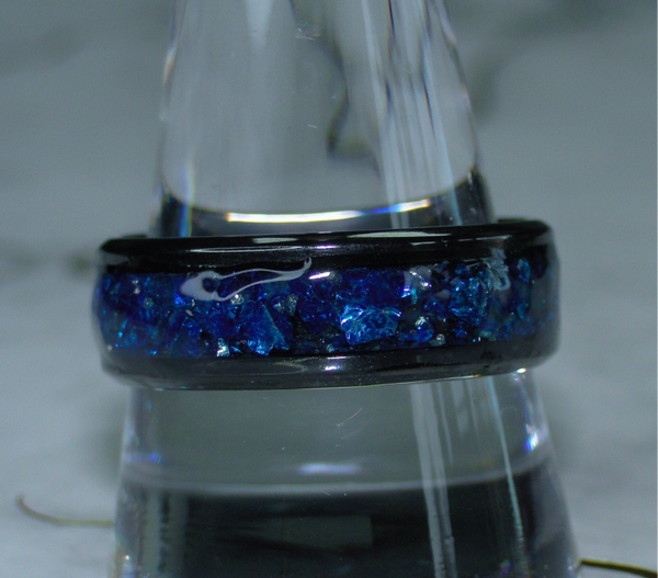 GLASS BLUE / schwarz