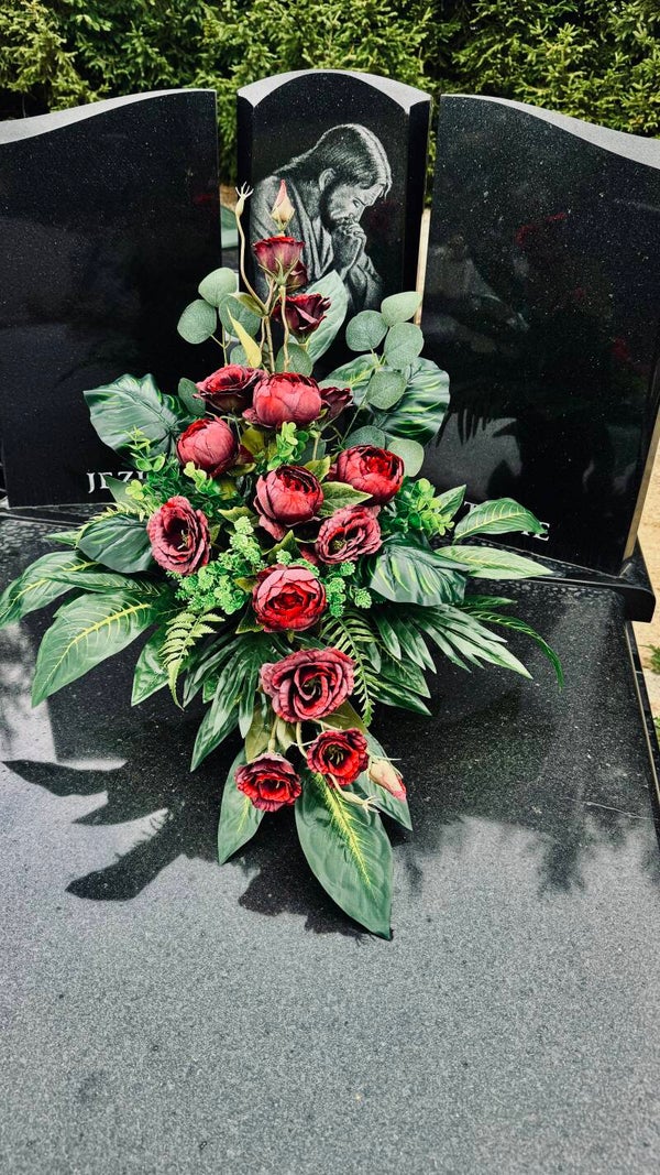 Wiązanka nagrobna ciemna