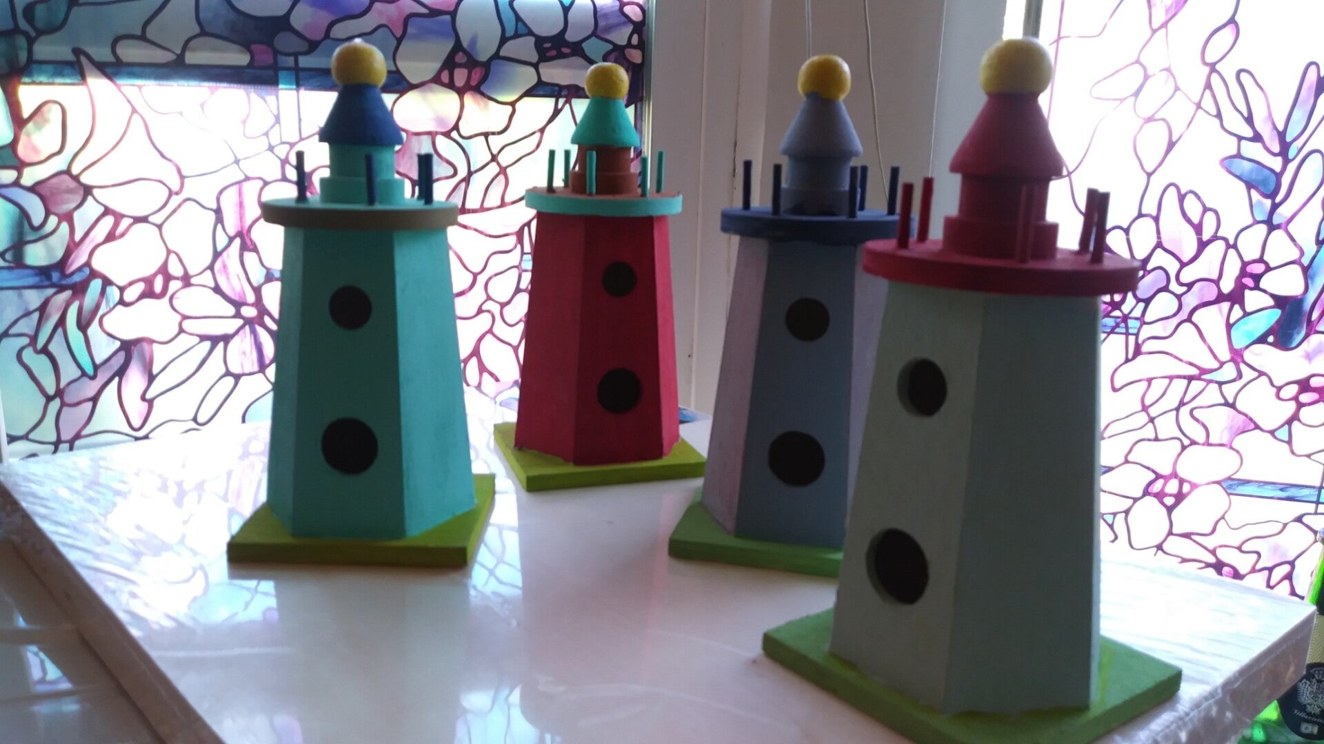 SET OF 4 LIGHTHOUSES