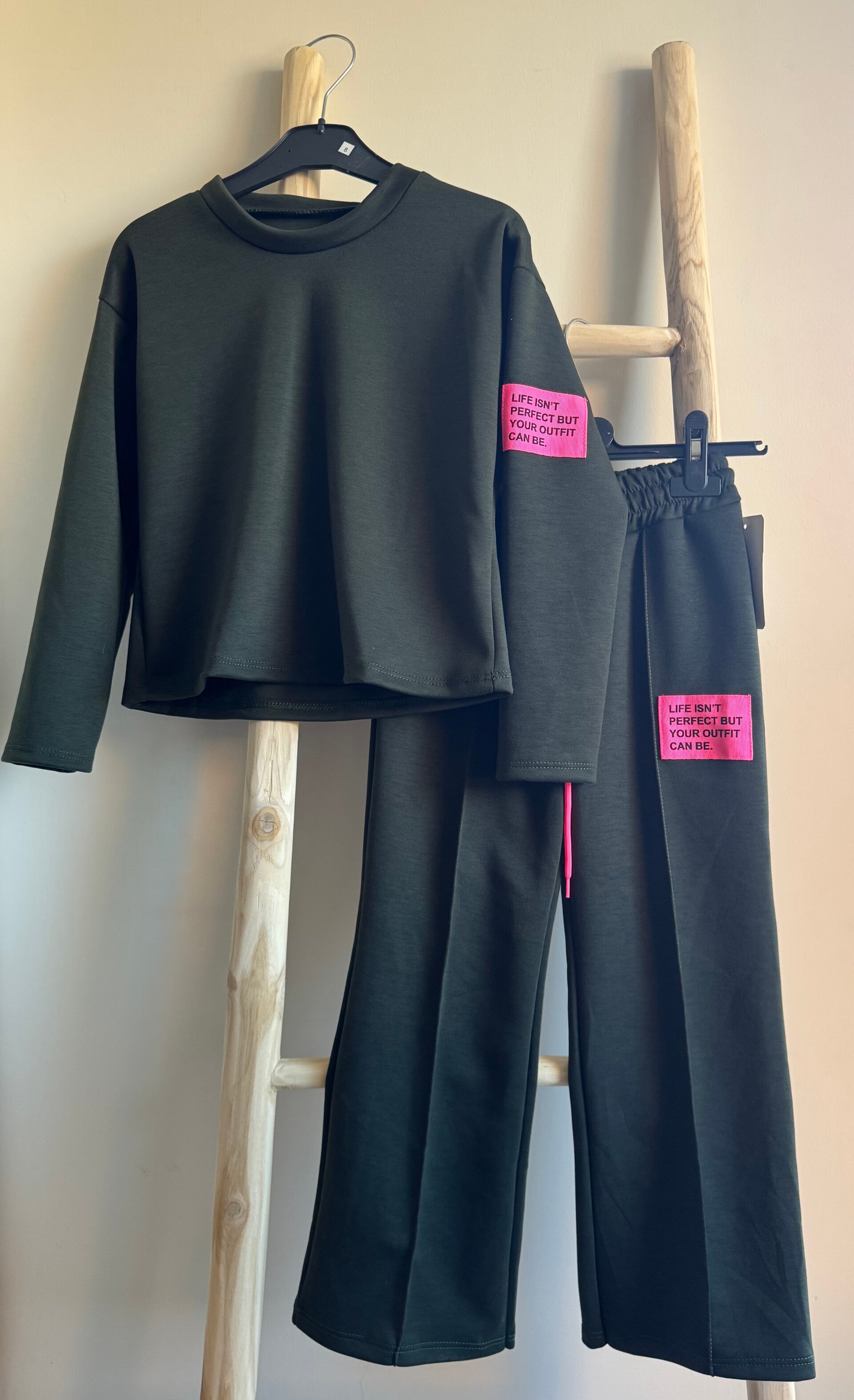 Joggingset legergroen/roze