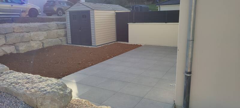 terrasse maison dalle grés cérame