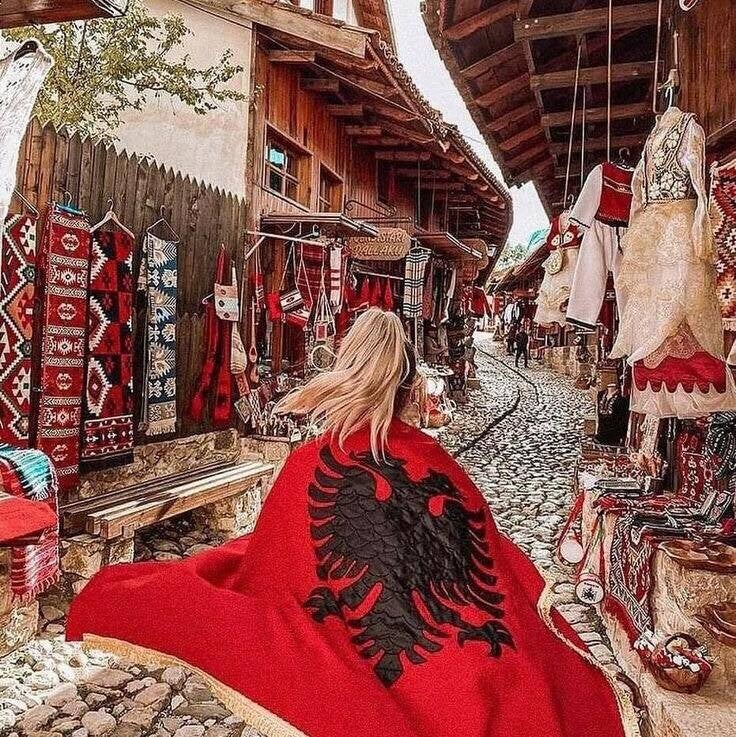Kruja, the ancient town with the stone roofs of Gjergj Kastrioti