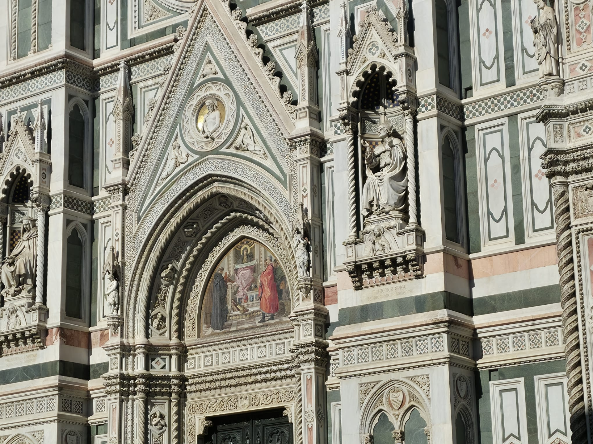 florenz-2-standard-0xnicp.png