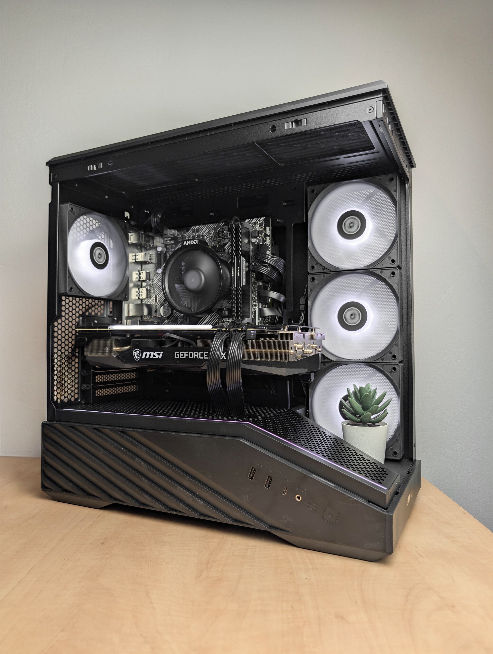 Snelle game pc, Rtx 3060 ti, Ryzen 5 3600, nieuwe onderdelen!