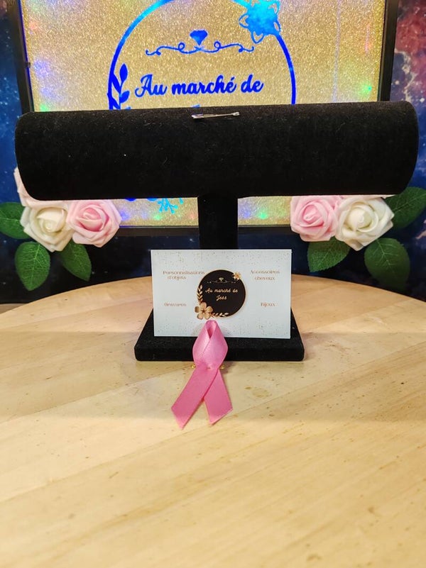Broche octobre rose