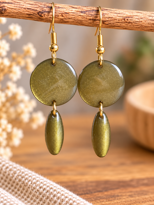 💚 Olive Glow – Goudkleurige oorbellen
