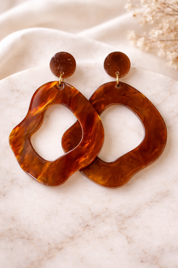 Amber Wave Hoops – Organische Statement Oorbellen
