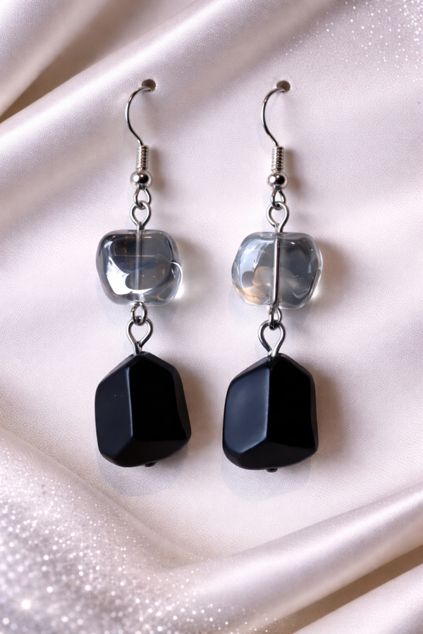 Midnight Stone Dangle Oorbellen