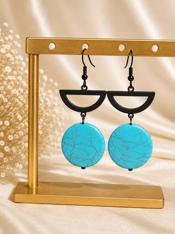 Turquoise Boho Oorbellen met Zwarte Halve Cirkel – 6 cm