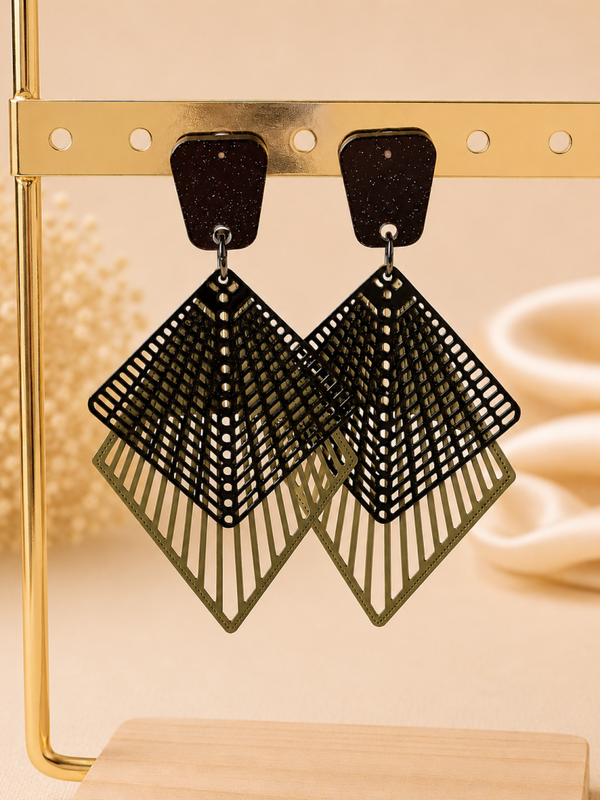 Midnight Olive Statement Oorbellen – Zwart & Kaki Groen – 7 cm