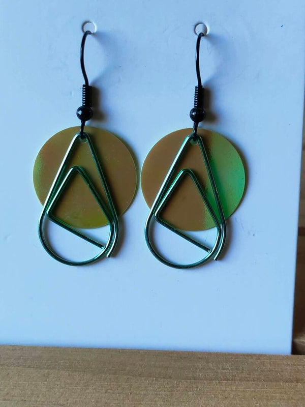 Geometric Green Glow Oorbellen