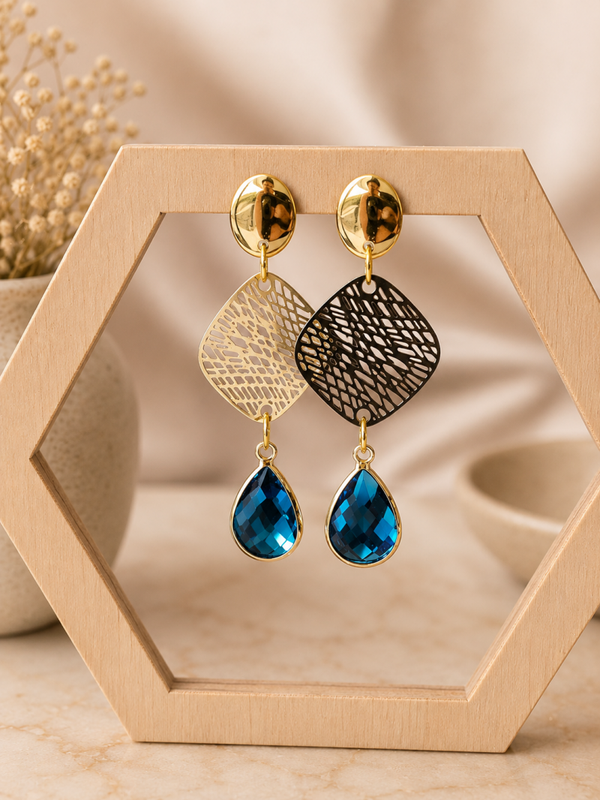 Royal Blue Elegance Oorbellen – Goud & Blauw | 5 cm