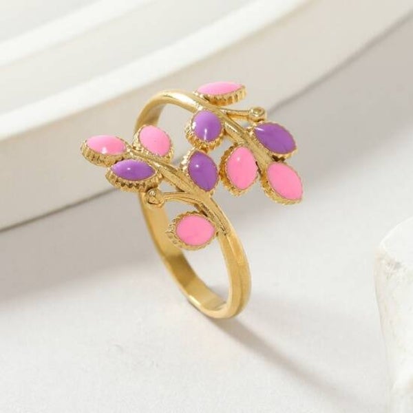 Gouden Bloesem Ring – Statement Ring met Roze & Paarse Details